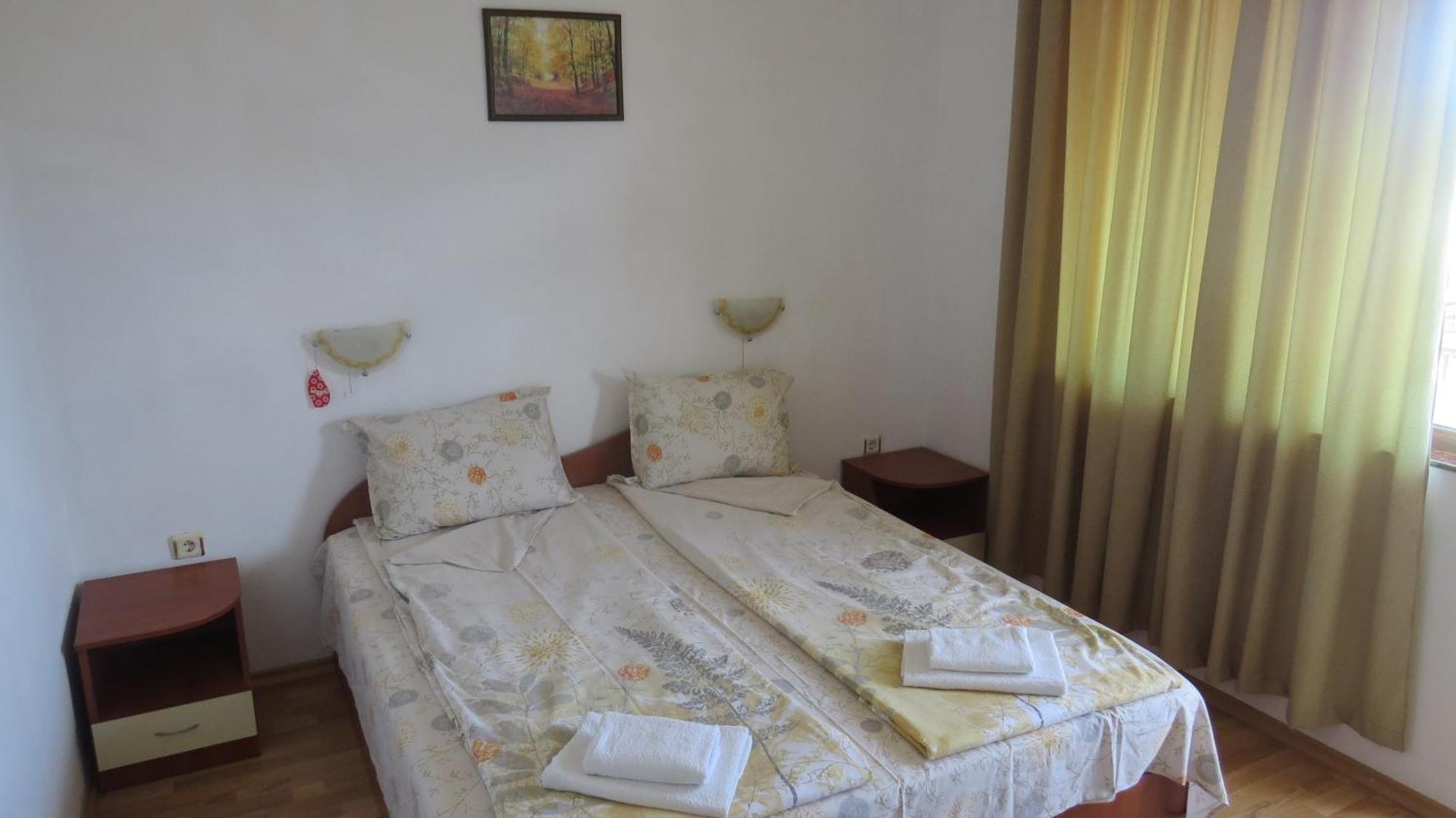 Hotel Strinava Primorsko Esterno foto